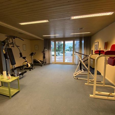Holiday On The Lake Lugano 比索内 外观 照片
