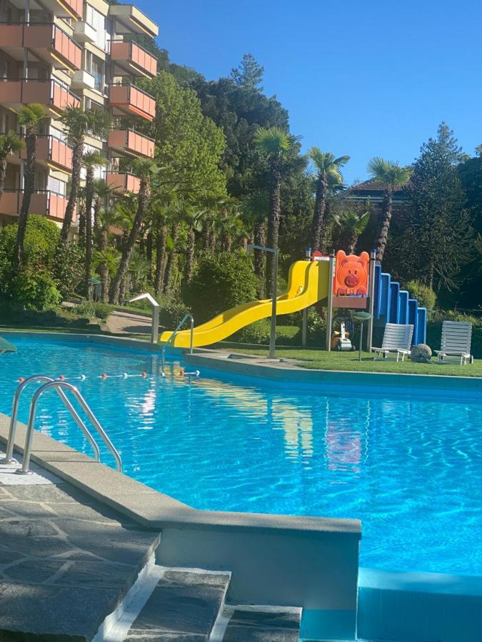 Holiday On The Lake Lugano 比索内 外观 照片