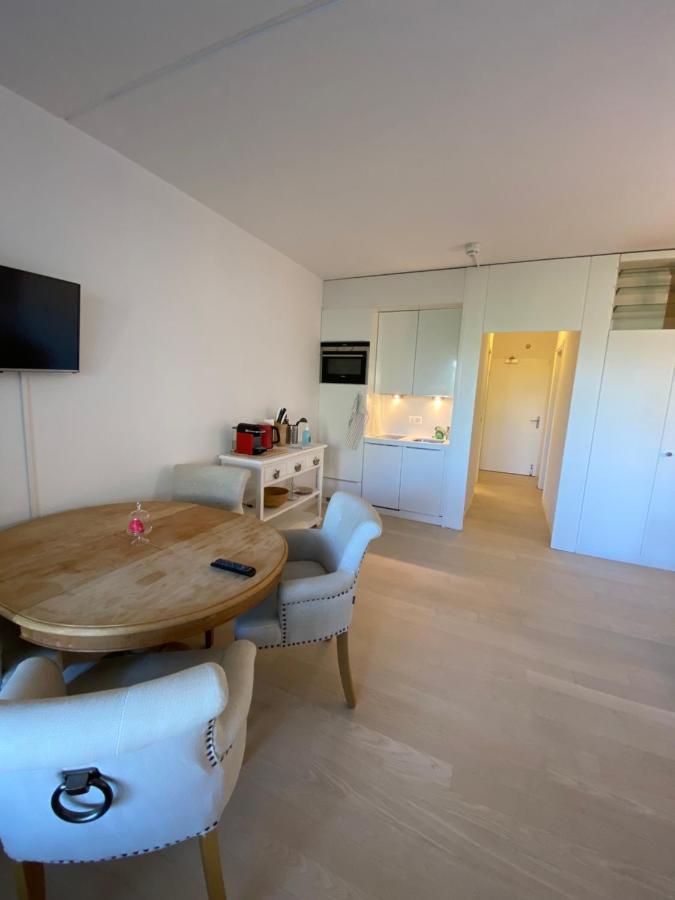 Holiday On The Lake Lugano 比索内 外观 照片
